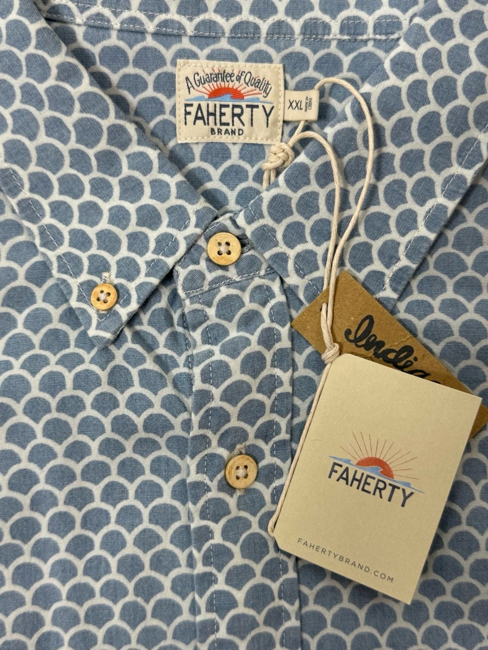 Faherty Blue and White Fish Scale Short-Sleeve Button-Down Shirt - Picture 11 of 15